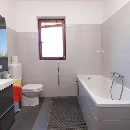 House Aleksandar 1423