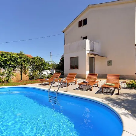 House Aleksandar 1423 Casa vacanze